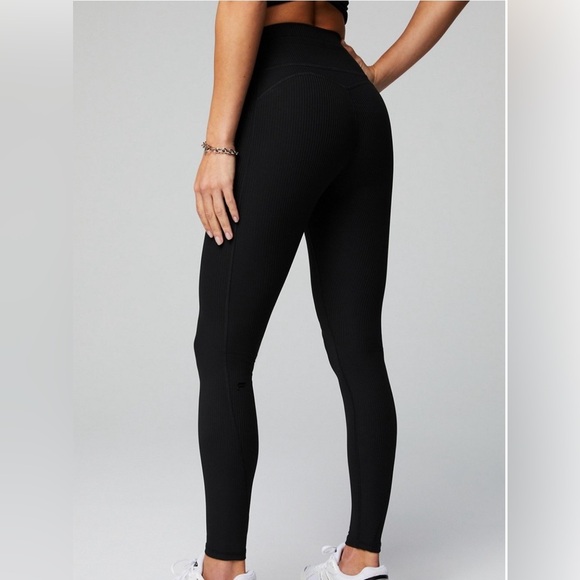 Fabletics Oasis Black Ribbed Drawstring Leggings - Picture 2 of 8